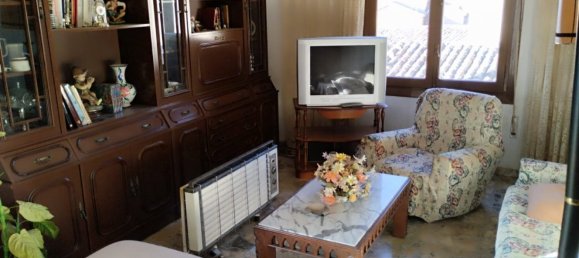 3 bedrooms House in Zaragoza, Spain No. 65991 2