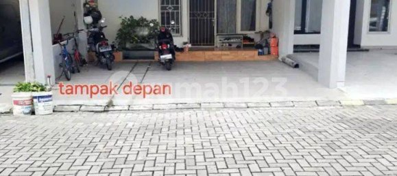 6 bedrooms House in Cipondoh, Indonesia No. 2378 10