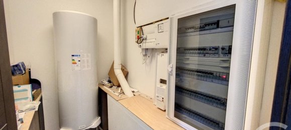 3 bedrooms Castles in La Ferte-Saint-Cyr, France No. 257290 8