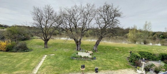 3 bedrooms Castles in La Ferte-Saint-Cyr, France No. 257290 20