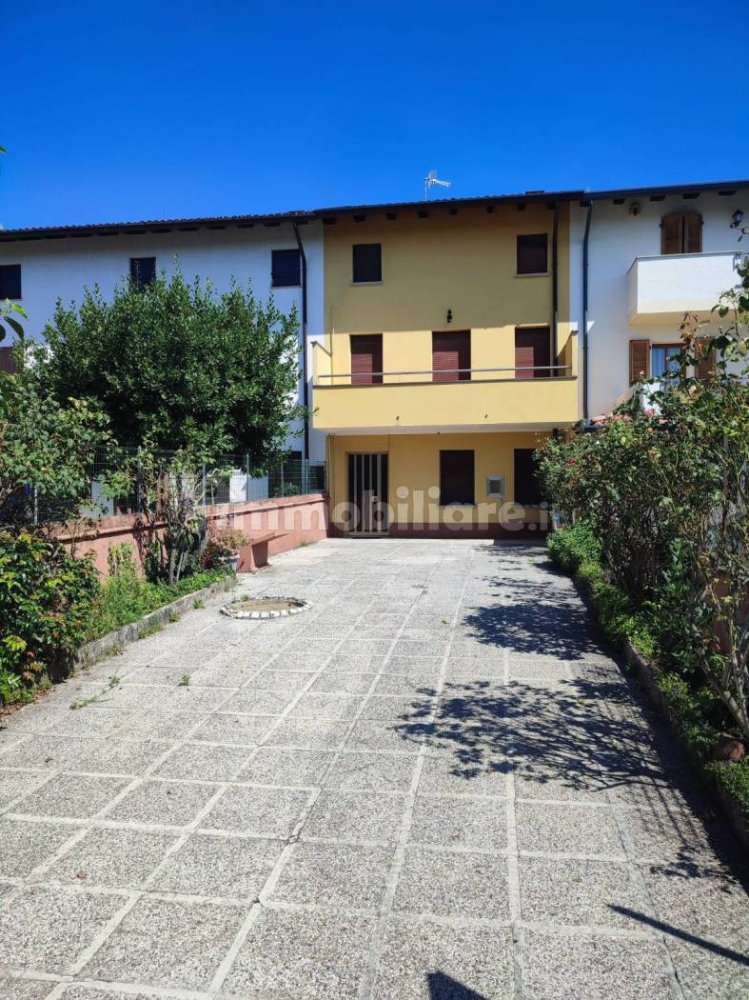 2 bedrooms House in Udine, Italy No. 304886