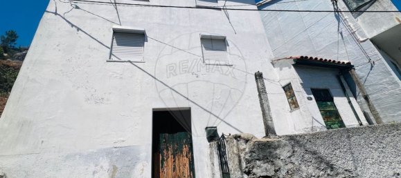 2 bedrooms House in Covilha, Portugal No. 37909 2