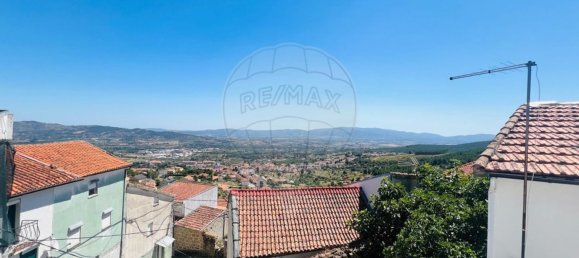 2 bedrooms House in Covilha, Portugal No. 37909 11