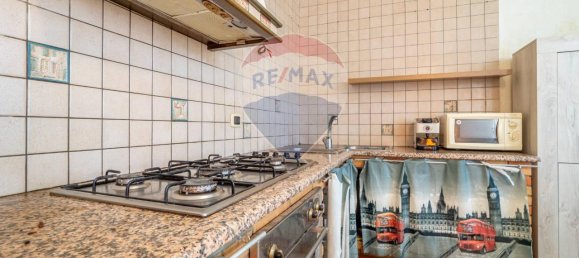 4غرفة شقة في Capoterra, Italy رقم 30537 30