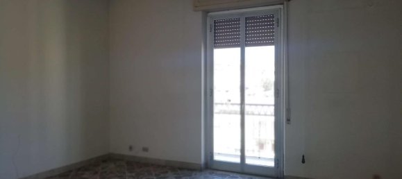 4 rooms Apartment in Caltanissetta, Italy No. 165341 6
