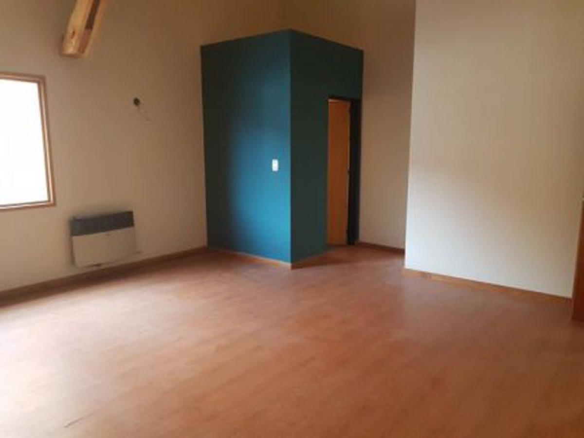 1 bedroom Office in Neuquen, Argentina No. 29739