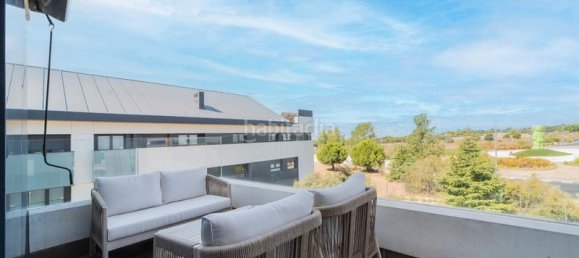 3 bedrooms Penthouse in Boadilla del Monte, Spain No. 168702 10