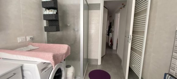 4-salle Appartement à San Possidonio, Italy No. 232012 11