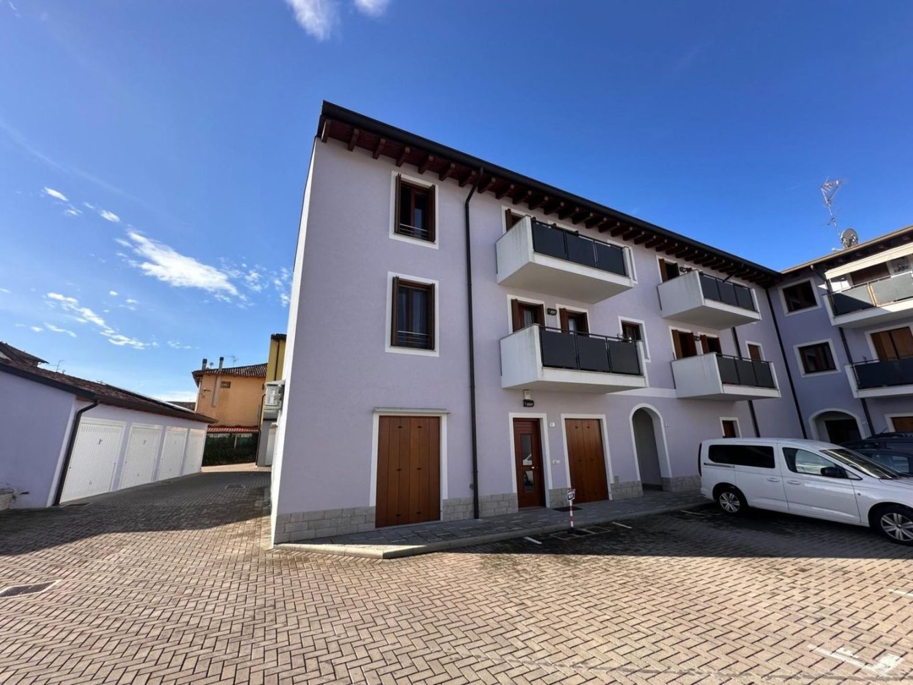 4 chambres Appartement à Udine, Italy No. 326650