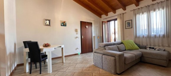 4 chambres Appartement à Udine, Italy No. 326650 3