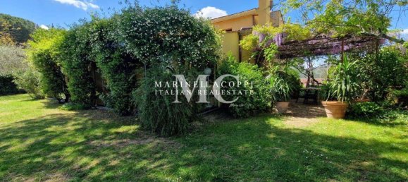 3 bedrooms Villa in Impruneta, Italy No. 192529 4