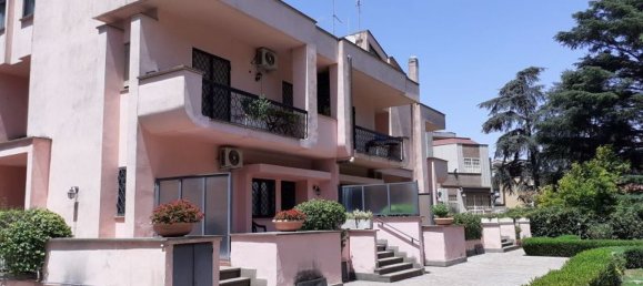 4 Schlafzimmer Villa in Rome, Italy, Nr. 313721 13