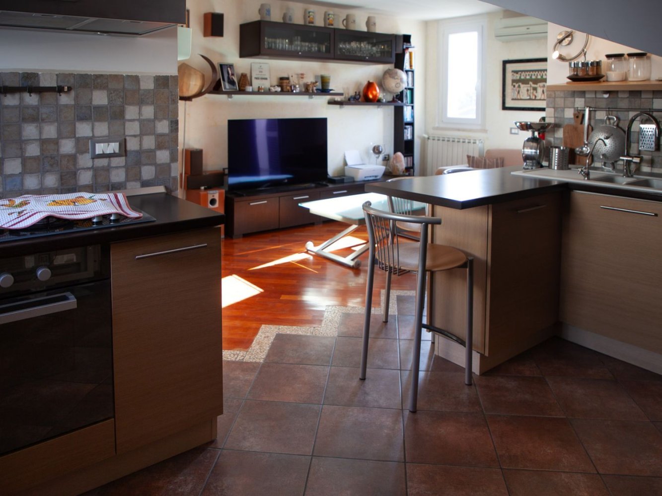 2غرفة شقة في Rome, Italy رقم 11125