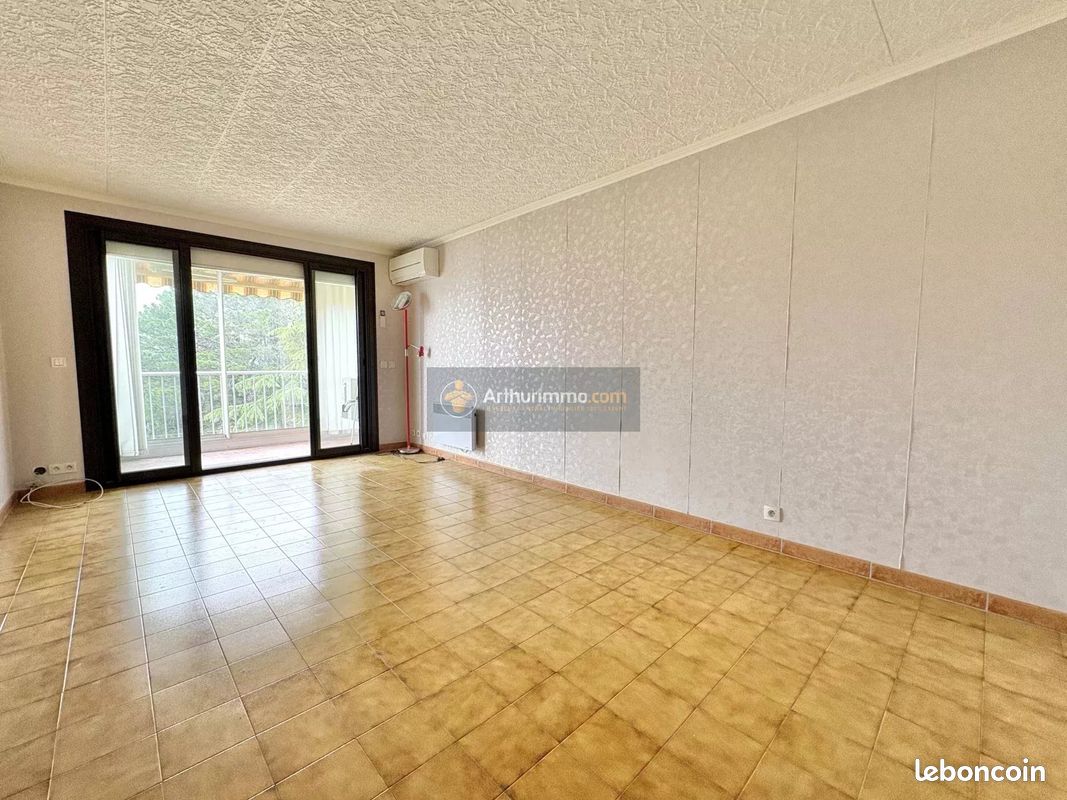 2 bedrooms Apartment in Frejus, France No. 339839