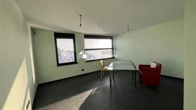 Дом с 10 комнатами в Глинцендорф, Австрия № 44468