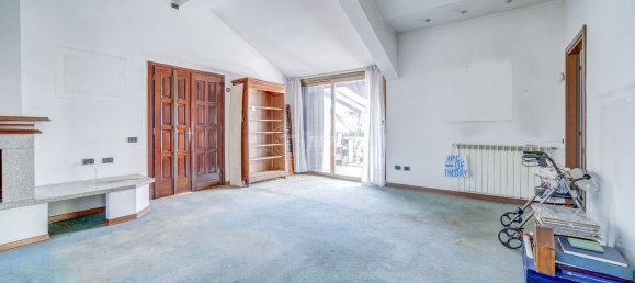 3-Zimmer Wohnung in Cassano Magnago, Italy, Nr. 236144 25