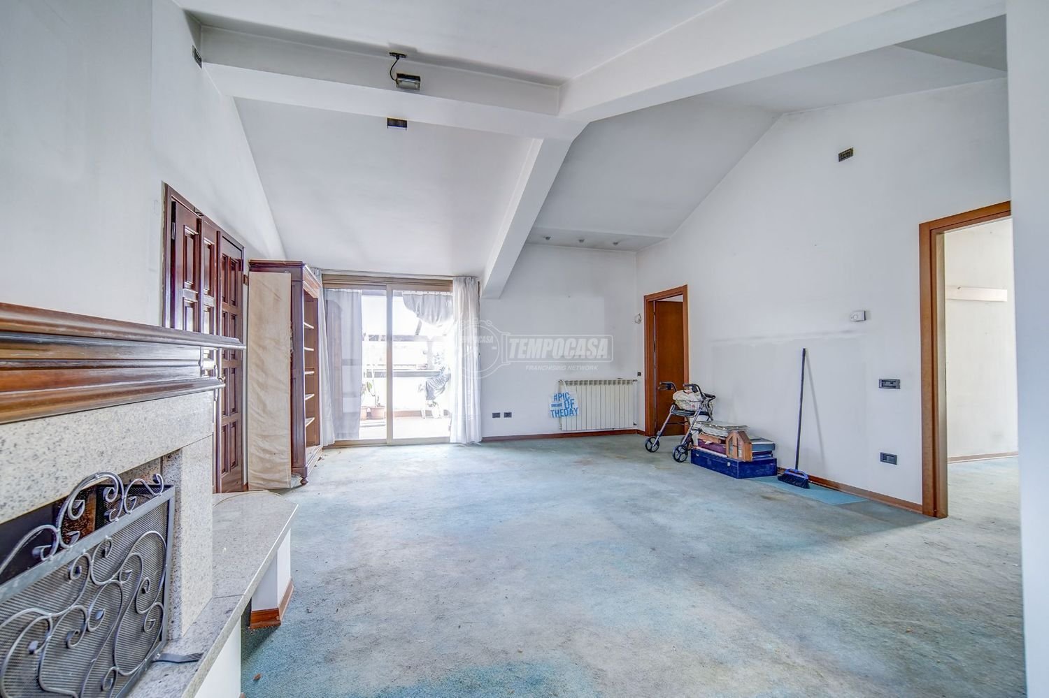 3-Zimmer Wohnung in Cassano Magnago, Italy, Nr. 236144