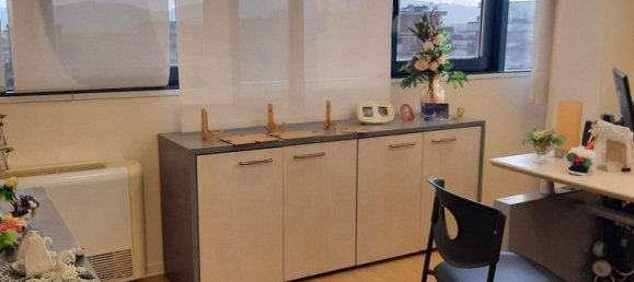 مكتب في Pistoia, Italy 150متر مربع رقم 45497 10