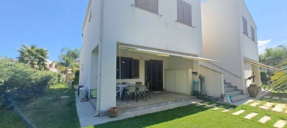 2 غرف نوم فيلا في Campofelice di Roccella, Italy رقم 77684 2