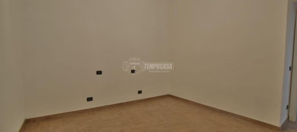 3 rooms Apartment in Castelraimondo, Italy No. 7014 8