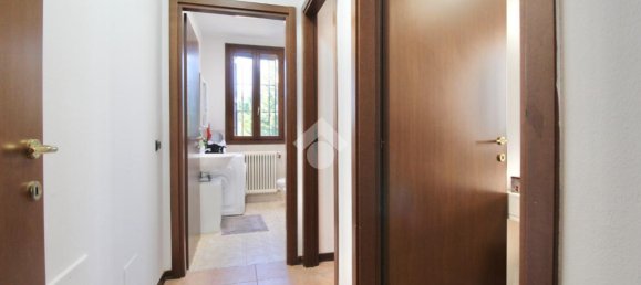 Apartamento de 3 habitaciónes en Reggio Emilia, Italy No. 7009 72