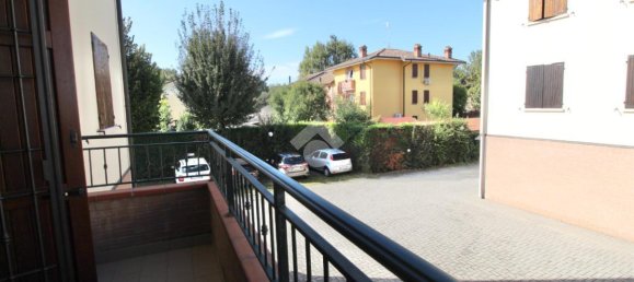 Apartamento de 3 habitaciónes en Reggio Emilia, Italy No. 7009 77
