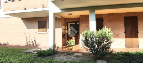 Apartamento de 3 habitaciónes en Reggio Emilia, Italy No. 7009 59