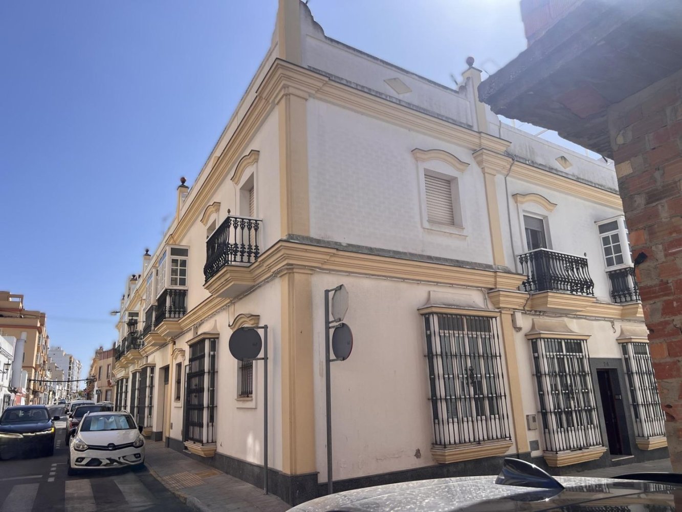 5 bedrooms House in Cadiz, Spain No. 148596