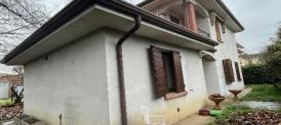 9 rooms Villa in Pegognaga, Italy No. 229850 2