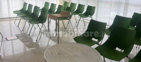 Entrepôt à Agliana, Italy 1500m² No. 351322 26