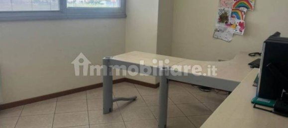 Entrepôt à Agliana, Italy 1500m² No. 351322 30