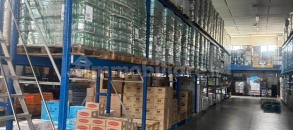 Entrepôt à Agliana, Italy 1500m² No. 351322 10