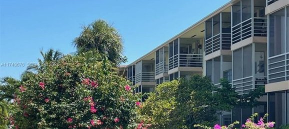 2 dormitorios propiedad comercial en venta en Miami, Miami-Dade, Florida, USA № 614626 2