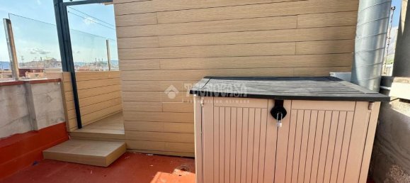 Penthouse T1 em Ciutat Vella, Spain N.º 191322 10