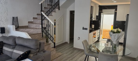 3 bedrooms Townhouse in Alicante, Spain No. 155432 4