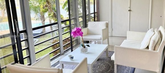 2 Schlafzimmer Gewerbliche Immobilien in Miami, USA, Nr. 615335 24