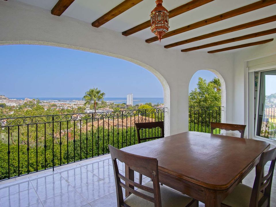 4 bedrooms House in Denia, Spain No. 282731