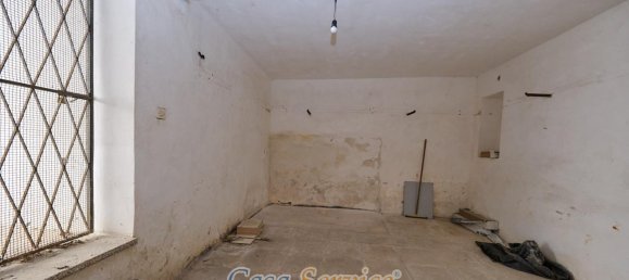 7 rooms House in Parabita, Italy No. 231725 24