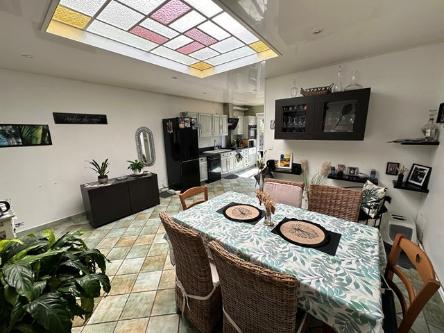 4 bedrooms House in Amiens, France No. 213431