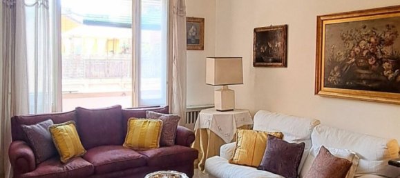 5 غرف نوم شقة في Bologna, Italy رقم 321716 3