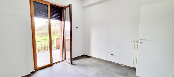 4-Zimmer Wohnung in Montefalcione, Italy, Nr. 69992 7