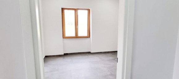 4-Zimmer Wohnung in Montefalcione, Italy, Nr. 69992 11