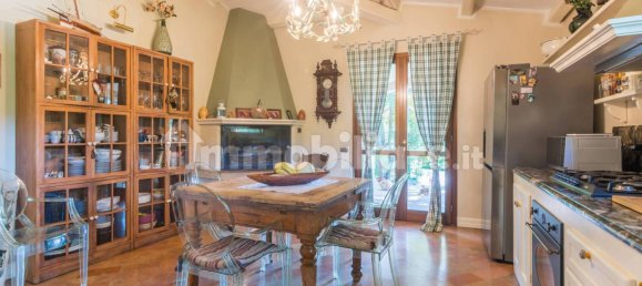 4 bedrooms Villa in Montescudo Monte Colombo, Italy No. 16298 3