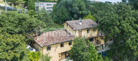 4 bedrooms Villa in Montescudo Monte Colombo, Italy No. 16298 20