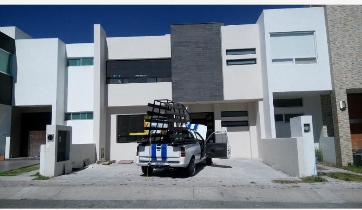 Дом с 3 спальнями в Керетаро, Мексика № 169685