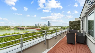 Apartamento de 2 habitaciónes en Brigittenau, Austria No. 219715