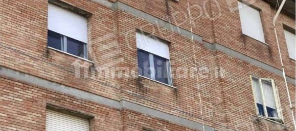 2 bedrooms Apartment in Ferrara, Italy No. 296834 3