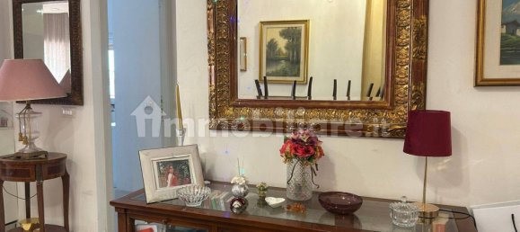 Apartamento de 2 dormitorios en Rome, Italy No. 374159 2