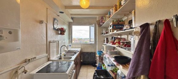 2 bedrooms Apartment in Clichy-sous-Bois, France No. 313474 6