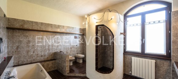 6 Schlafzimmer Haus in Albano Sant'Alessandro, Italy, Nr. 139820 28